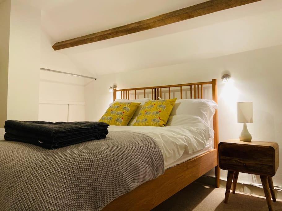 The Owl House Cottage Welsh Newton Common エクステリア 写真